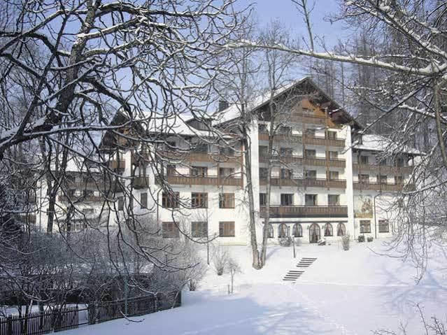 Hotel Am Kofel - Gesundheitszentrum Oberammergau Extérieur photo